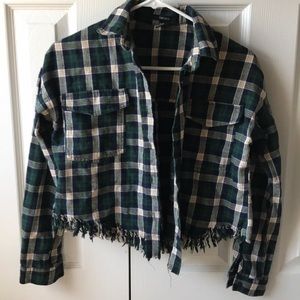 Cropped plaid T-shirt